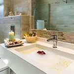 Astir Notos Szálloda 4*